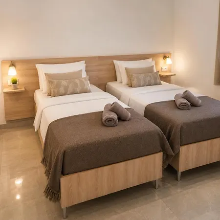 Lejlighed Fully Renovated Two Bedroom Luxury By Bessie's Village *