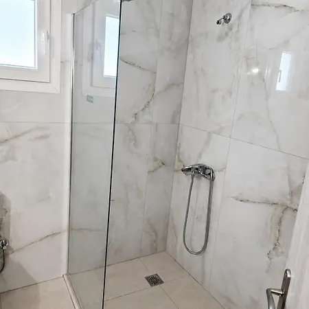 Lejlighed Fully Renovated Two Bedroom Luxury By Bessie's Village Svoronata
